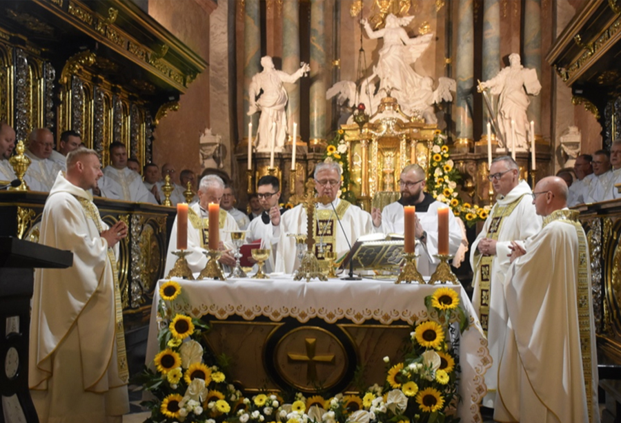 jędrzejów cystersi bazylika